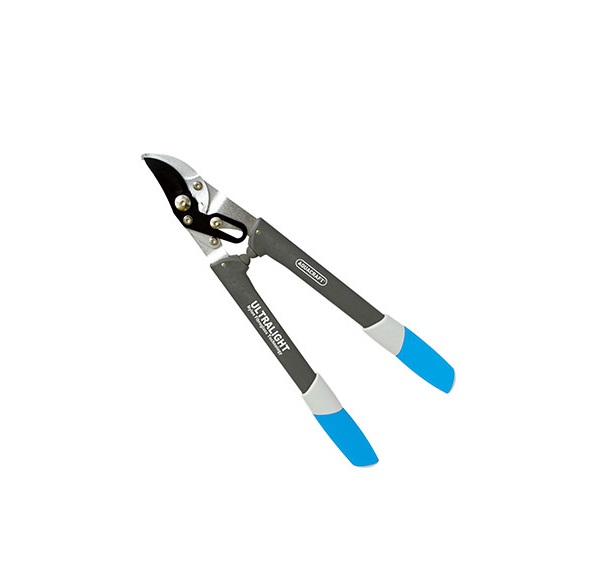Classic Bypass Lopper with Lever transmission increases 30% cutting power. Extra light nylon fiberglass handles and non-slip soft grips for easy and effortless work.
