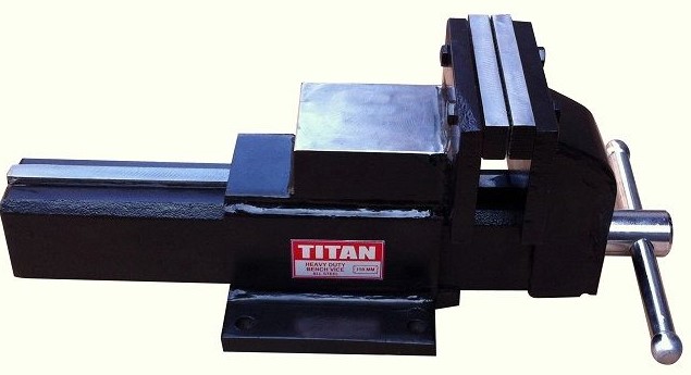 This is the big brother weighing in at 22kg. Our heavy duty bench vice is made from solid steel, not cast iron, therefore it is extremely tough. It has an anvil and all spares are available.