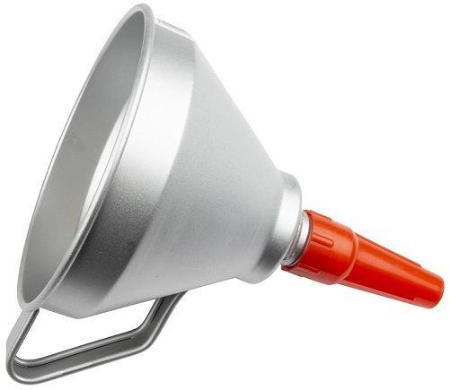 1.3lt Capacity. Chemical and oil resistant. Anti splash rim. Removable brass filter.