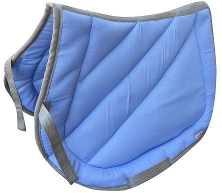 Revolutionary Everstretch numnah ensures maximum comfort for you and your horse. Shock absorbing, durable and machine washable. Unique Everstretch filler alleviates pressure points. Ensures distribution of rider and saddle weight. Minimal quilting and stitching equals less pressure / rubbing. Machine washable - 30 degrees. Dries in under 30 minutes. 50mm thick. Vertical stitching to channel away sweat. Cut away shape is cooler for the horse. No centre seam ensures no pressure on the spine. Any colour combination.