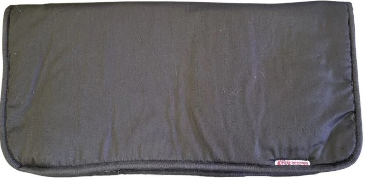Felt numnah covered with cotton material. Fits under McLellan style saddles.