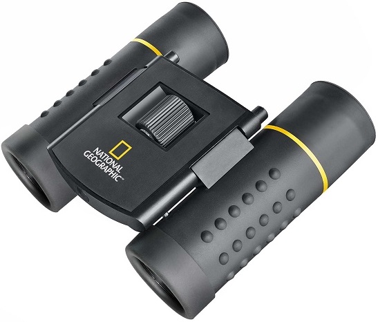8x21 Binoculars. Magnification: 8 x Objective Diameter: 21mm Field of View: 121/1000m. Optical System: Dachkant Dimensions: 100x95x35mm Weight: 170g at only 170g these water-resistant, rubber-armored binoculars are ideal for tossing in your backpack where