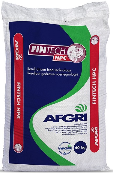 High quality concentrate with 49% protein for growing & finishing of cattle.