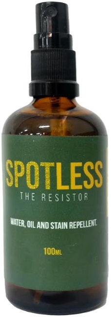 The resistor is designed to help you extend the longevity of your suede/ nubuck products. When applied to the material, it forms a protective layer that repels water, and oil, and so prevents stains from forming. Instead of instantly damming up and seeping