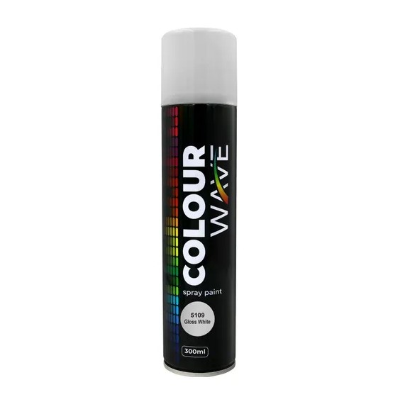 Transform your indoor and outdoor spaces with colourwave Gloss White Spray Paint (300ml). This fast-drying aerosol paint is ideal for DIY projects and home decor, offering a stylish glossy white finish that enhances any surface. The convenient 300ml size and versatile application make it a great choice for both indoor and outdoor use.