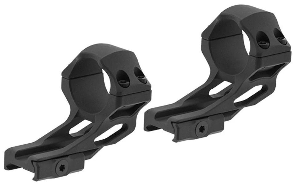 The UTG accu-sync 30mm med pro 37mm ring delivers proven performance for hunters and competition shooters who demand reliability in reliable target acquisition. Featuring multi-coated optics and robust construction, this sight withstands the recoil impulse while maintaining point-of-aim integrity. From first-light glassing to late-evening shots, the clarity and light transmission support confident target identification.