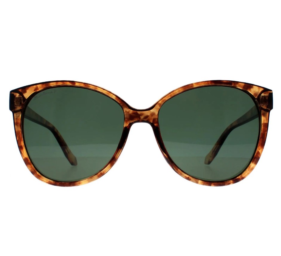 These Raptor sunglasses feature a matt dark demi frame paired with G15 polarized lenses, delivering a classic yet sporty look. The polarized lenses reduce glare and enhance visual clarity, making them perfect for outdoor activities, driving, or everyday wear. Designed with a wraparound style, they provide a secure and comfortable fit while combining durability with a timeless, versatile aesthetic.