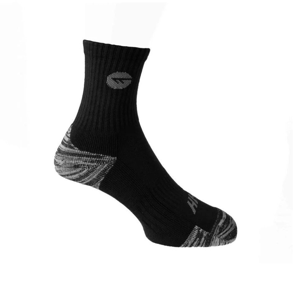 Designed for all adventures for the regular weekend warrior or technical outdoor enthusiast. The HI-TEC Exploration Long Sock keeps your feet fresh with the help of BIOMIX and the flexible elstane ensures comfortable traverse.