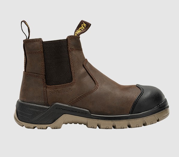 The Hammer delivers slip-on protection and all-day comfort with ease, featuring a 200j composite toe cap that protects your feet on-site and on the street.