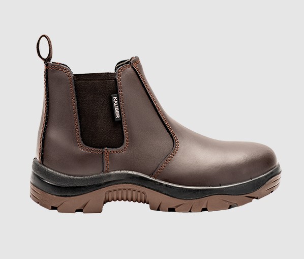 The Chelsea is built for everything from agriculture to mining. With a 200-joule steel toe cap, steel midsole for anti-penetration, and a shock-absorbent, oil-resistant sole, its made to perform in demanding environments. With slip resistant and anti-static properties, you're protected on every surface, in every shift.