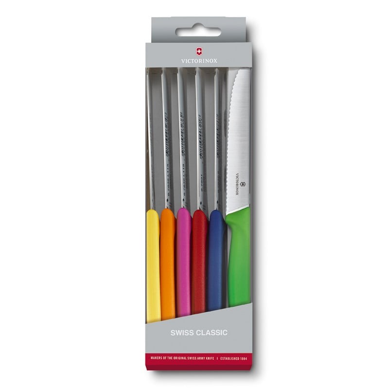 This Victorinox Swiss Army Classic 6-piece steak knife set in a black gift box features incredibly sharp blades designed for effortless cutting of steak and other meat dishes. The knives are engineered to glide smoothly through meat, helping to retain its natural flavour and enhance the overall dining experience. Ideal for both everyday meals and special occasions, this set combines precision cutting performance with the trusted quality of Victorinox.