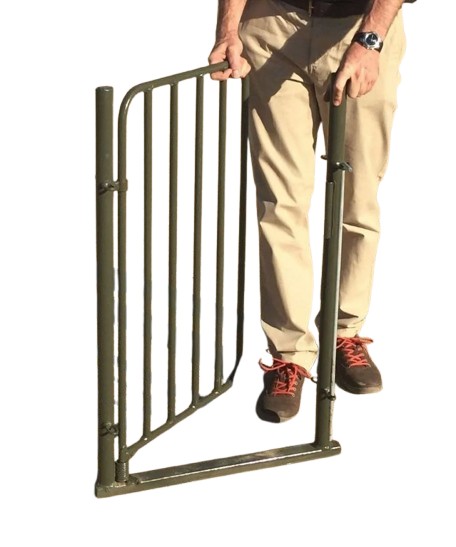The Tal-Tec TSK9 sheep spring gate is typically installed at the start or end of your crush. It provides access for both sheep and farmers. This one-way gate features a spring mechanism that automatically closes it when released. Each gate includes a steel pin for connecting it to other TSK kraal sides.
