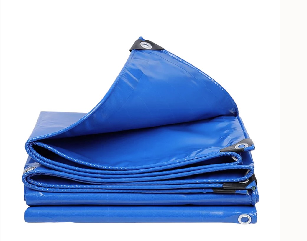 The Lion Tarps Lightweight Blue Tarp (4 m × 5 m) is a large, versatile protective cover designed for a wide range of outdoor uses. Measuring 4 metres by 5 metres, it provides generous coverage while remaining lightweight and easy to handle. Made from durable yet light-duty material, it can be conveniently folded, transported, and stored when not in use. This tarp is ideal for protecting goods, equipment, or surfaces from light rain, dust, and sun exposure, making it suitable for camping, temporary shelter, and general outdoor covering applications.