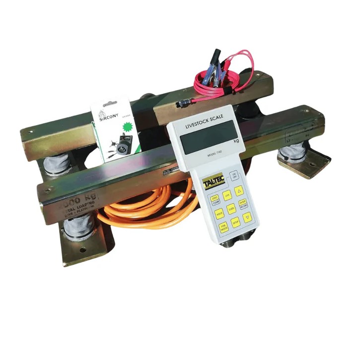 This unit is equipped with a rechargeable 6-volt battery and includes both a 12-volt and a 230V AC charger for flexible power options. It features a damper function designed to control movement from jumping animals during weighing. The scale does not have computer connectivity, so all weights must be recorded manually, and although it has internal memory, any stored data will be lost when the unit is switched off. The 600mm load bars are intended for use with a weighing platform, while the 1000mm load bars are suitable for a weighing crate, working crate, neck and body clamp, and mobile weighing units.