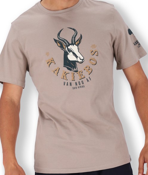 Introducing the Kakiebos Men's Classic Fit Tee in Vintage Khaki � the ultimate fusion of comfort, style, and heritage. Crafted for the modern man, this tee embodies timeless sophistication with a nod to tradition. The subtle vintage khaki hue is versatile, effortlessly complementing both casual and smart-casual ensembles. The classic fit ensures a flattering silhouette, providing all-day comfort without compromising on style. Made from high-quality fabric, this tee is designed to withstand the test of time while remaining a staple in your wardrobe.