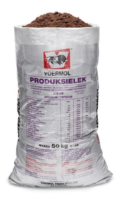 VOERMOL PRODUCTION LICK (V10108). Class: Protein, Energy, Mineral & Trace Mineral Supplement for Ruminants. A complete ready-mixed lick providing protein, energy, minerals, vitamins & trace minerals for grazing-animal production. Helps prevent excessive post-calving mass loss and pregnancy toxaemia, supports flush feeding and young-animal weight gain. Organic trace minerals promote reproduction and growth. Vitamins A, D3 & E support immunity and mineral absorption.