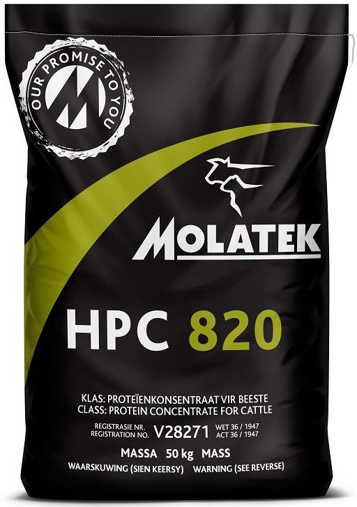 Molatek HPC 820 is a highly concentrated protein and mineral product for larger feedlots using complete diets with a variety of raw materials. Low inclusion levels support economical finishing, while high-quality natural protein helps optimise muscle growth. It stimulates feed intake, average daily gain and feed conversion, mixes easily with other ingredients and enables effective use of maize. Feed strictly according to the prescribed mixing and adaptation instructions.