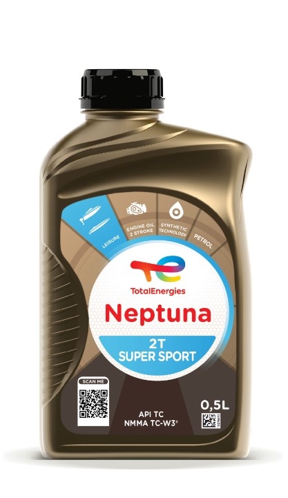 It exhibits excellent lubrication guaranteeing reduced wear. Outstanding detergent property helps prevent the clogging of piston ports avoids spark plug fouling and extends engine lifespan. Its anti-rust and anti-corrosion properties protect engines during prolonged stop.