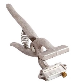 4 Space Stone Plier