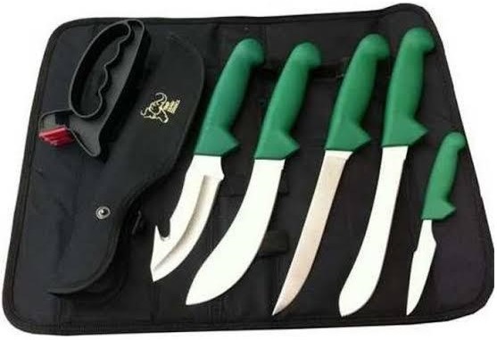Buffalo River 6 Piece Knife Set: Featuring 5 knives including Sharpener, Sheath and Knife Roll.