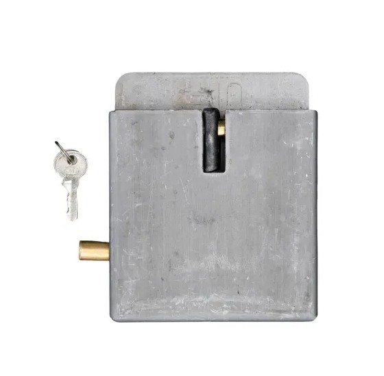 This heavy-duty gate lock is designed for maximum protection, making it ideal for larger gates and high-security applications. It features a strong and reliable locking mechanism built for durability and long-lasting performance. Easy to install and resistant to tampering, this lock provides robust security for both residential and commercial use.