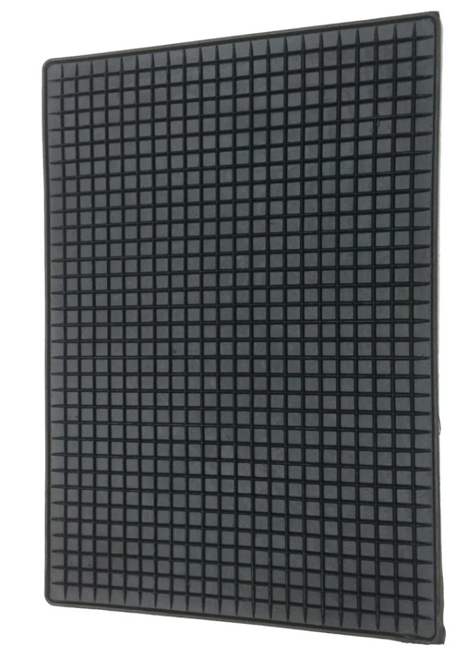A durable rubber rear car mat, sized at 42x29cm, designed to protect the back floor area from dirt and wear.