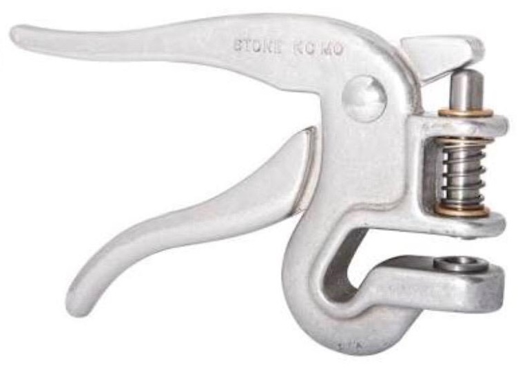 An ear punch notcher